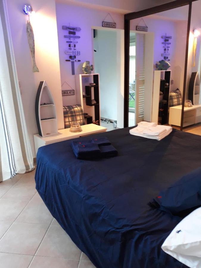 Bed and Breakfast Dans UN JARDIN BB et JACUZZI Mandelieu Exterior foto