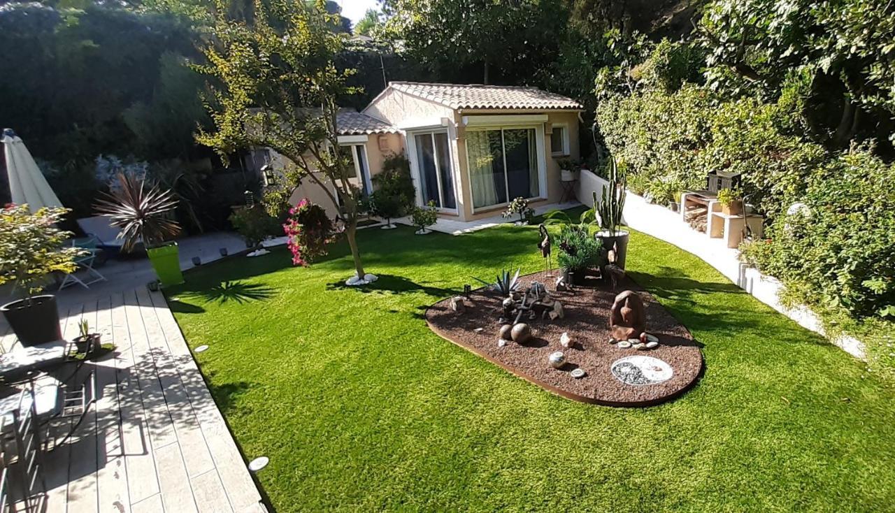 Bed and Breakfast Dans UN JARDIN BB et JACUZZI Mandelieu Exterior foto